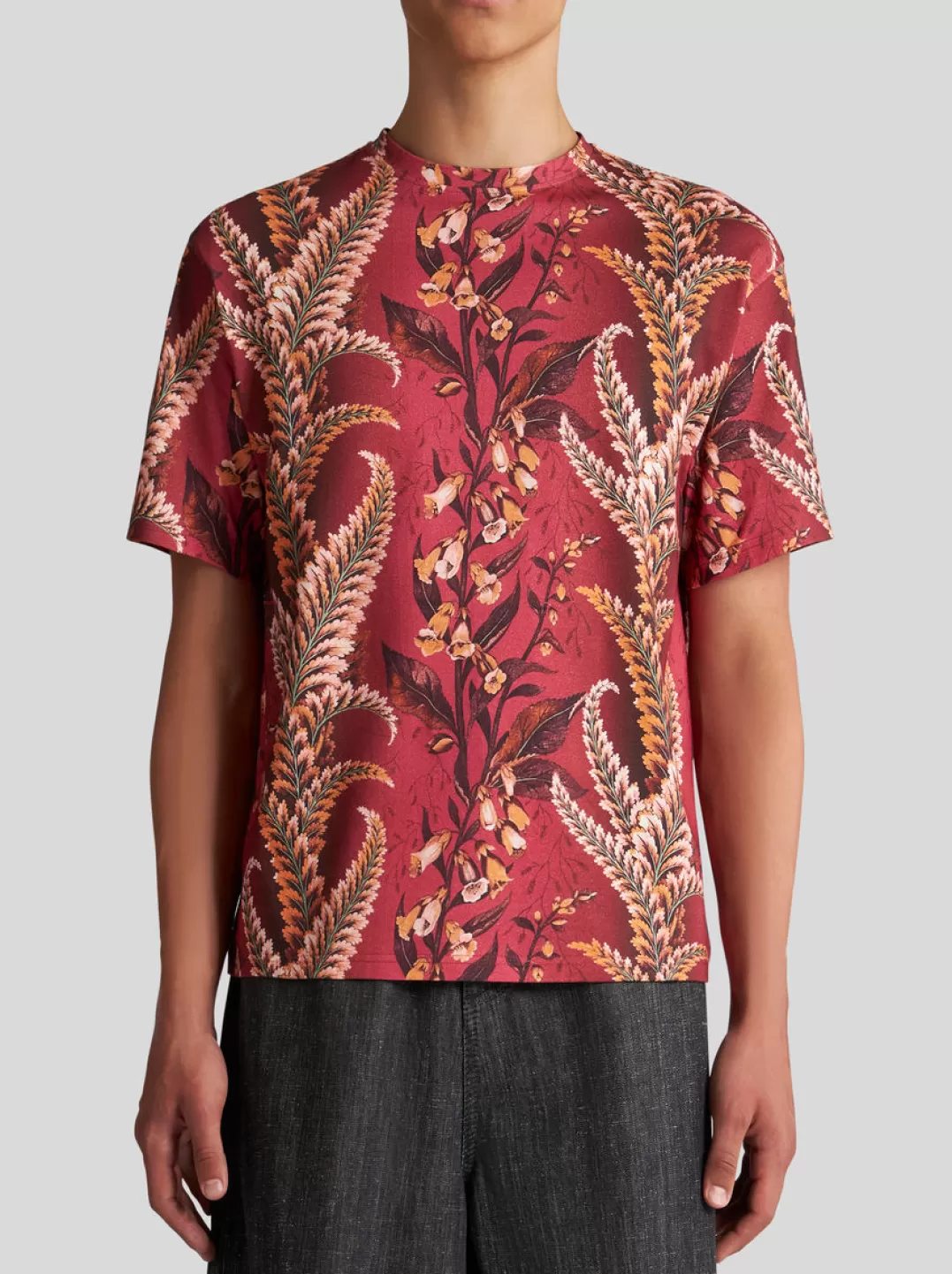 Best T-SHIRT WITH FOLIAGE PRINT | T-shirts